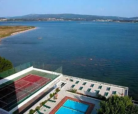 Touris Отель